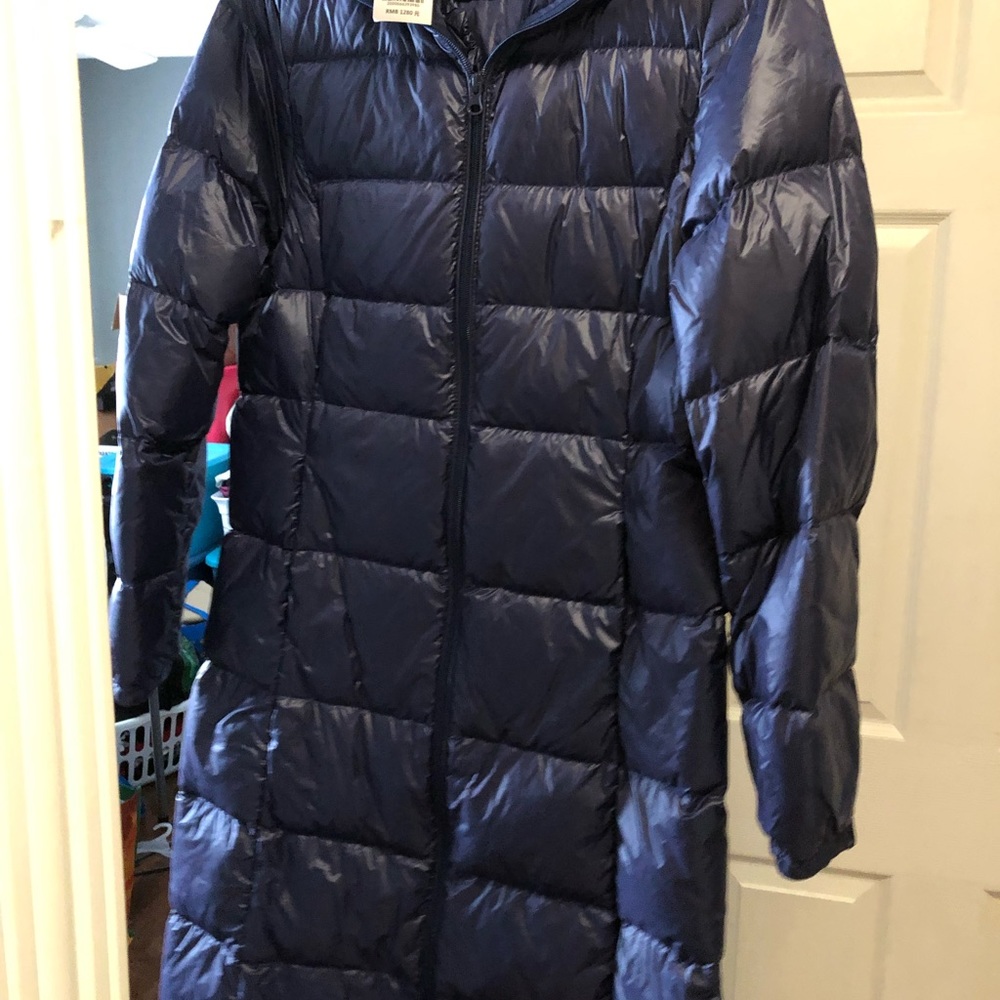 Metallic navy light long puffer jacket size small
